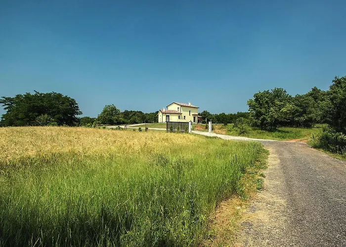 빌라 In With Private Pool *