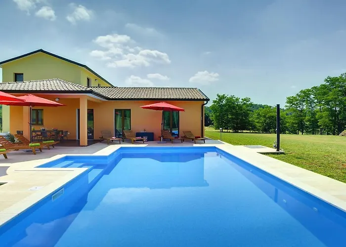 In With Private Pool 빌라